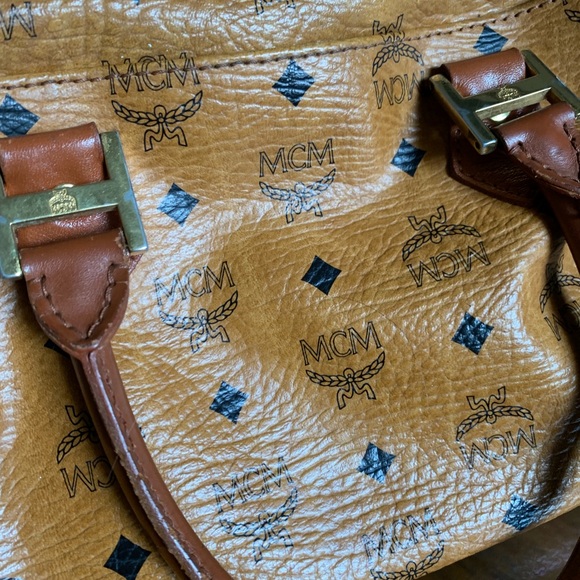 MCM Handbag - Picture 3 of 4